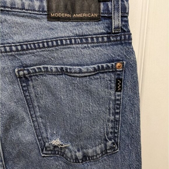 Modern American | Lafayette Hi-Rise Narrow Crop Jeans in Brooklyn Wash - Picture 6 of 12